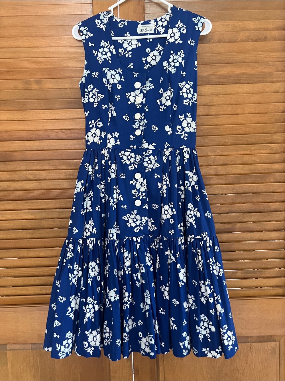 Women’s Vintage' Blue Floral Button-Front Tiered Casual Dress